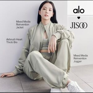 alo Mixed Media Reinvention Jacket and Jogger Set Size S limestone